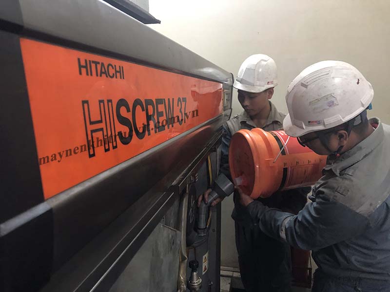 Thay dầu máy nén khí Hitachi- Bảo dưỡng máy nén khí Hitachi