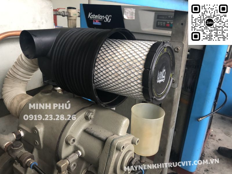 Thay thế lọc gió máy nén khí Kobelco - Bảo dưỡng máy nén khí Kobelco